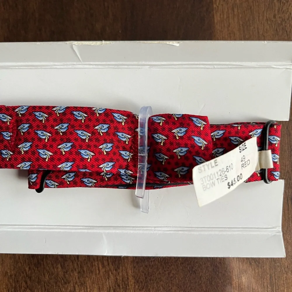 Vineyard vines Kids Bow Tie graduation